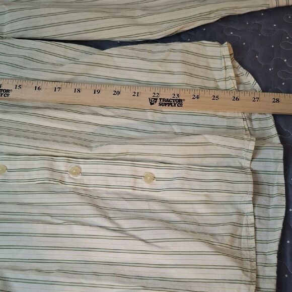 Hollister Men's Striped Button-Down Shirt size medium - Picture 6 of 6